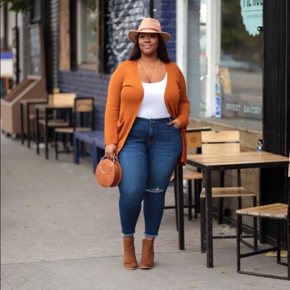 FALL STYLE | PLUS SIZE  MYSTERY BOX 5 ITEMS - Picture 1 of 13